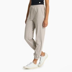 Vuori boyfriend jogger oyster heather